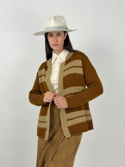 Cardigan handmade in lana