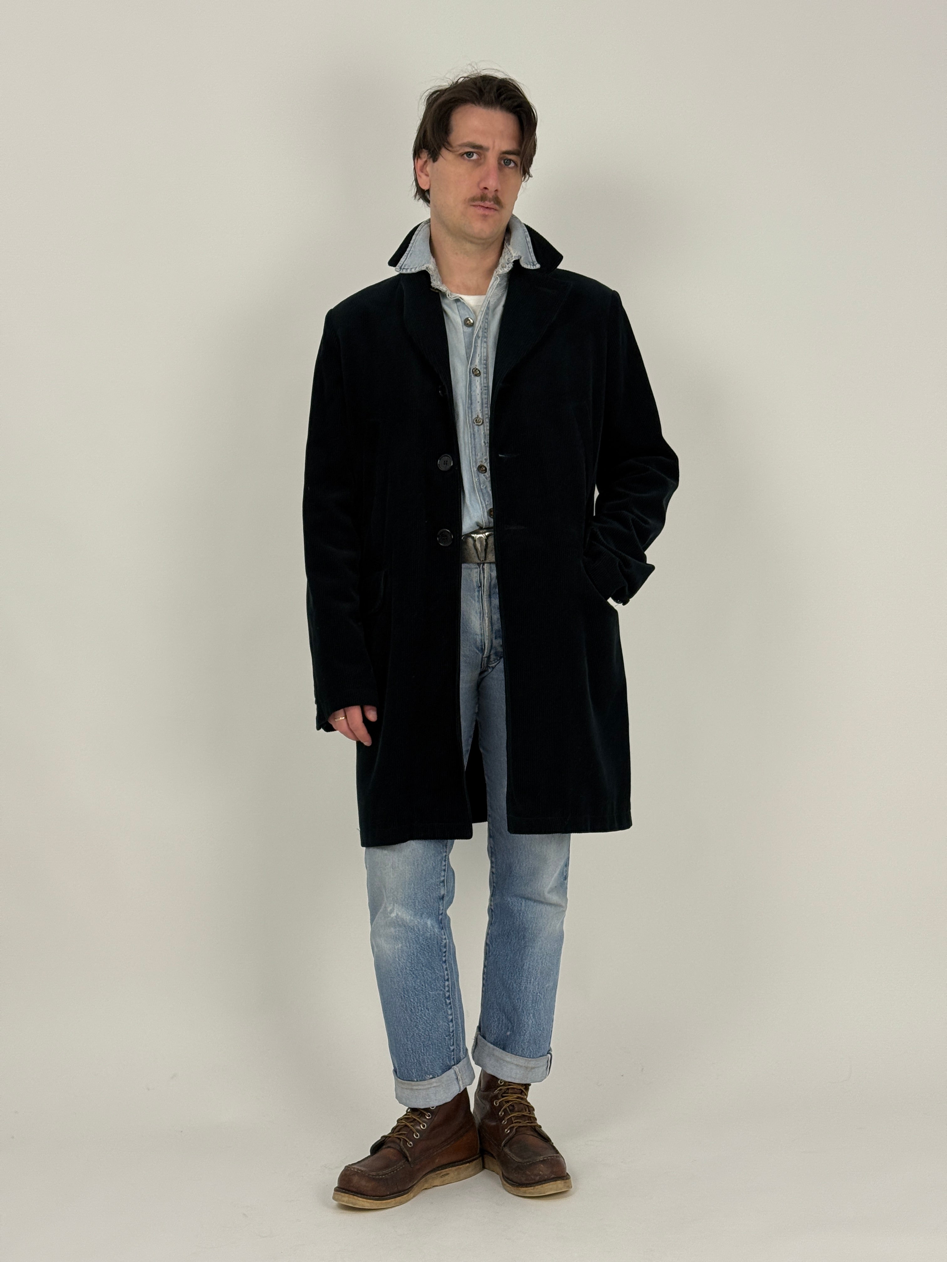 Cappotto Carlo Pignatelli in velluto a coste