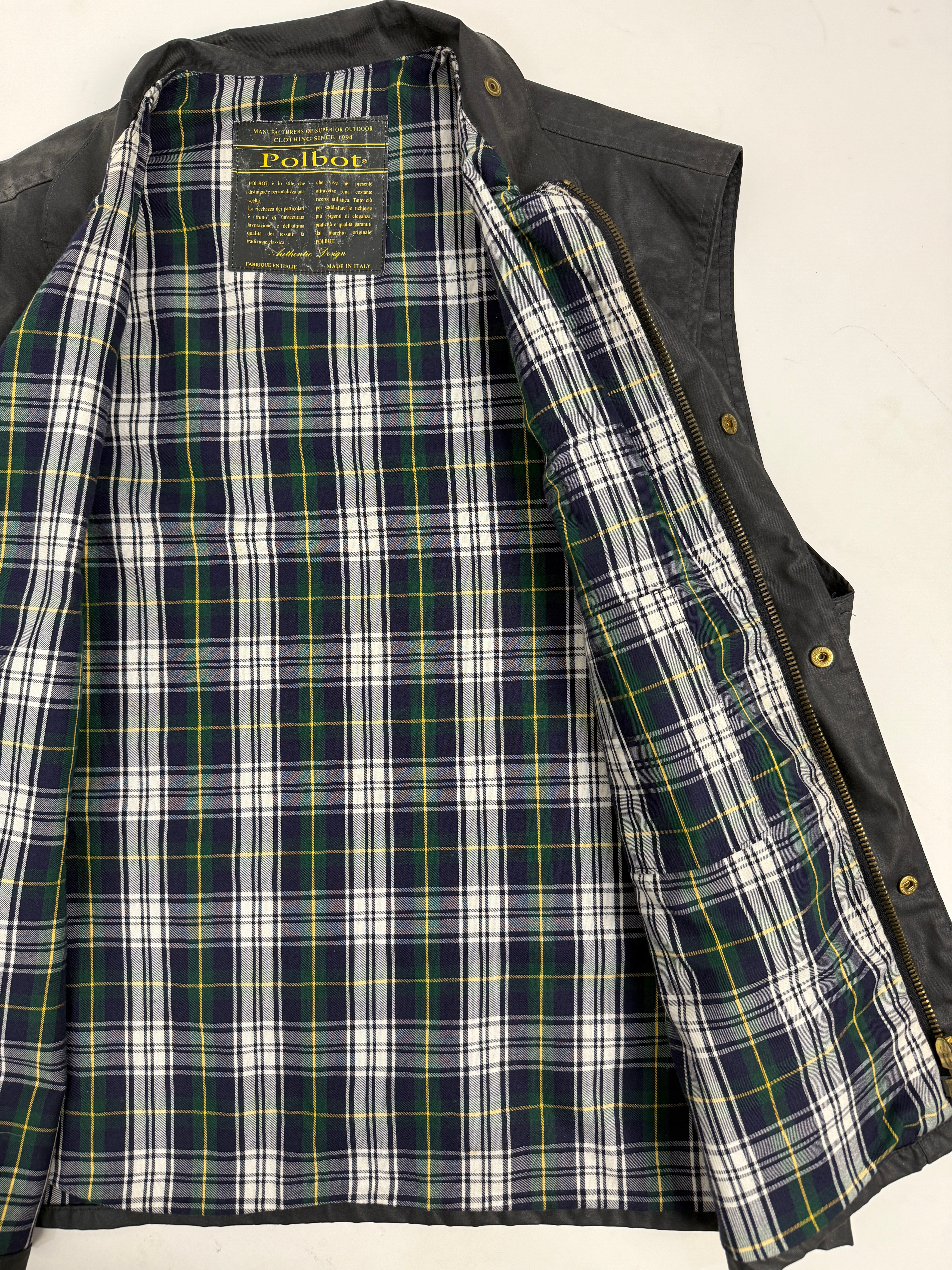 Gilet cerato con interno scozzese