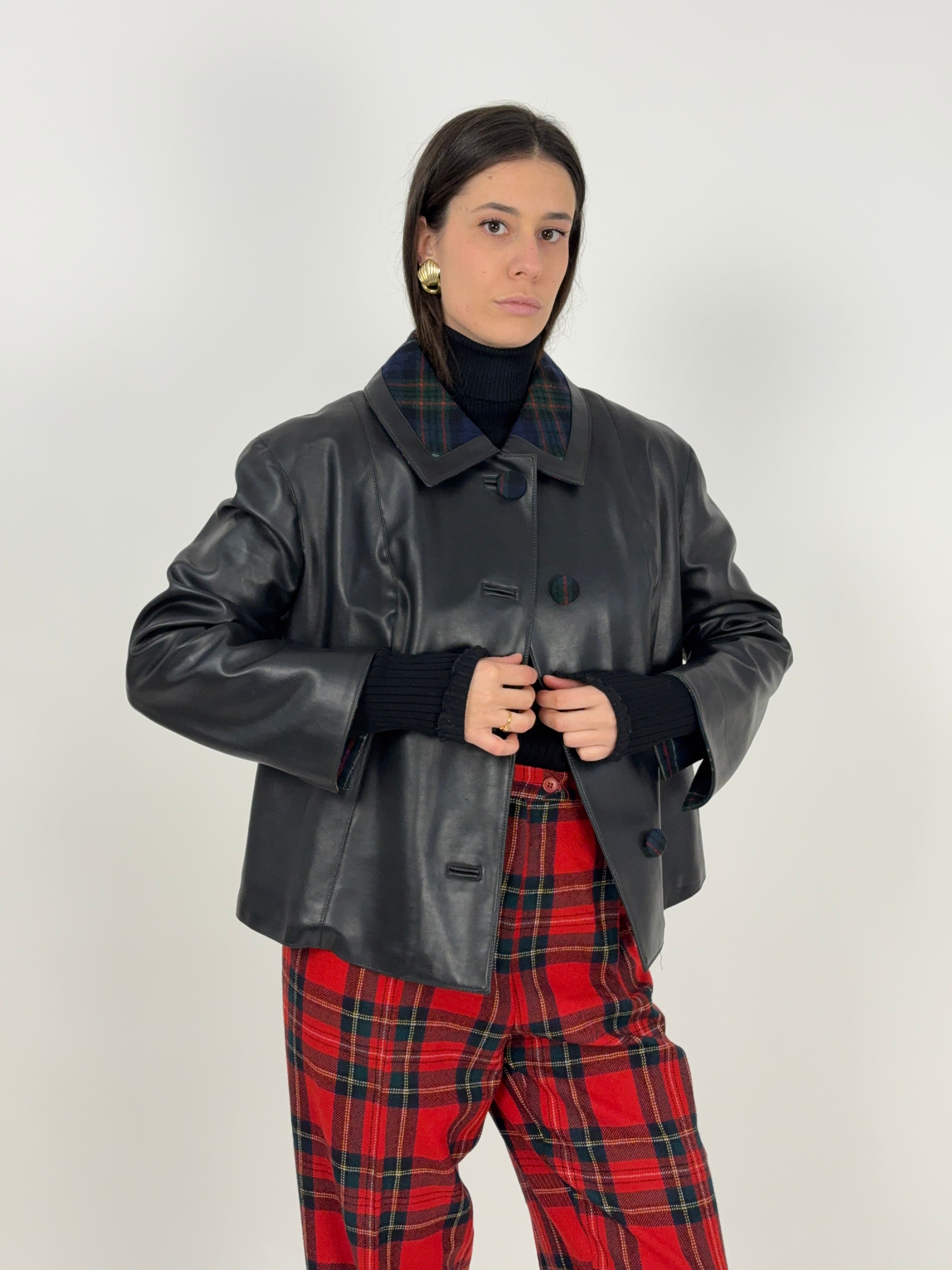 giacca-vintage-in-ecopelle-con-fodera-tartan-da-donna
