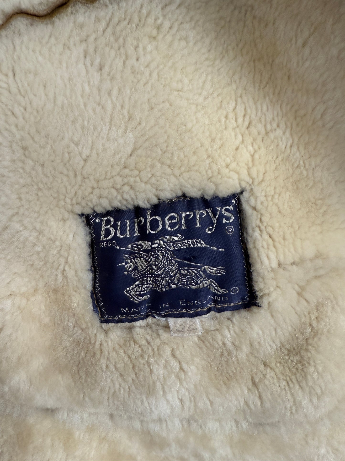 Cappotto Burberrys’ vintage in montone - Made in England