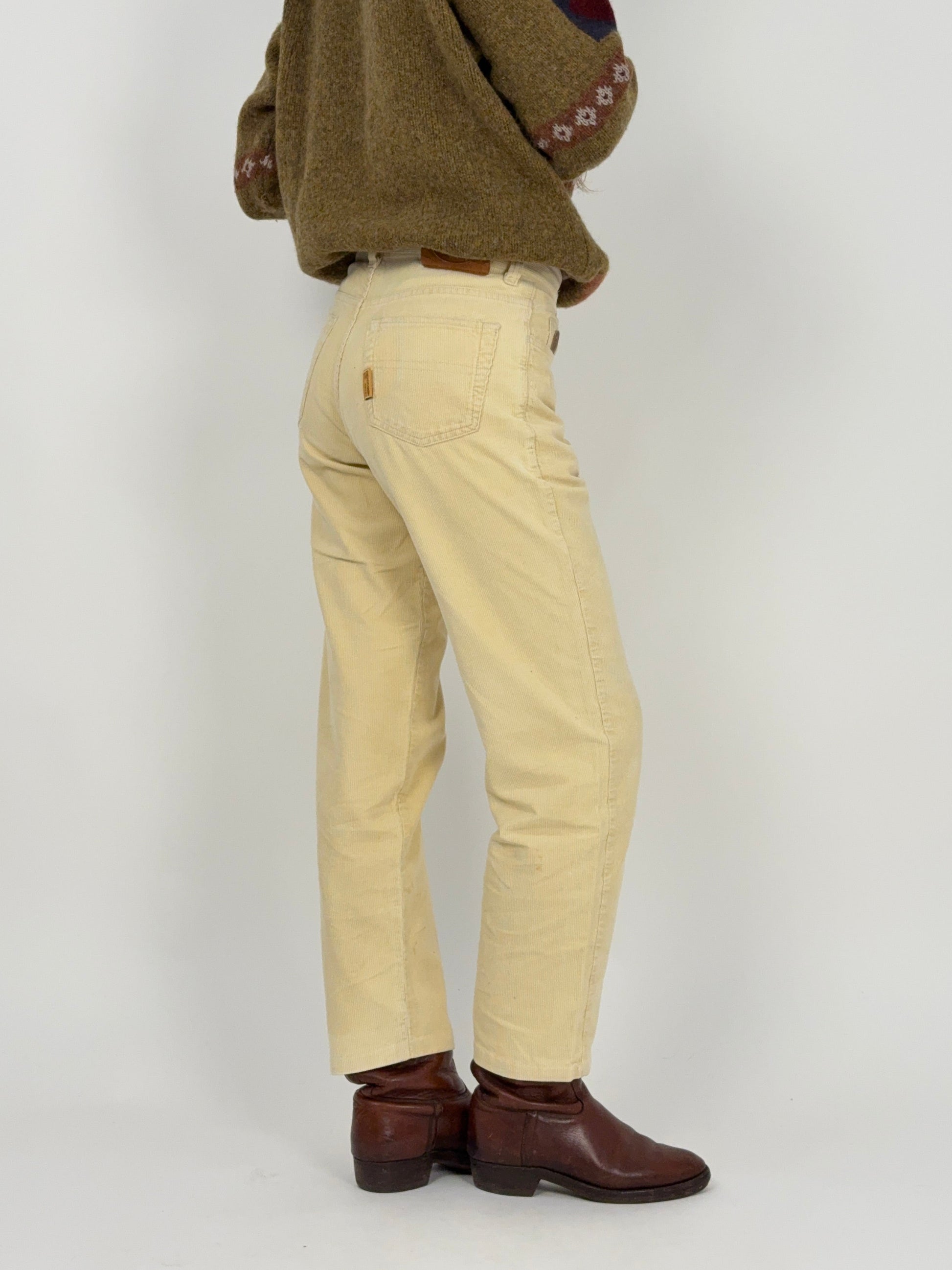 pantaloni-trussardi-anni-70-in-velluto-a-coste-colore-crema