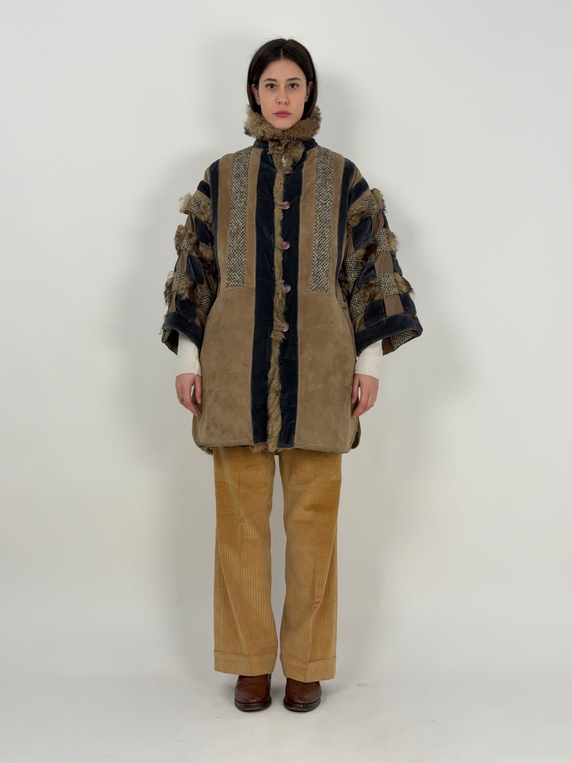 cappotto-camoscio-e-tessuto-beige-anni-70