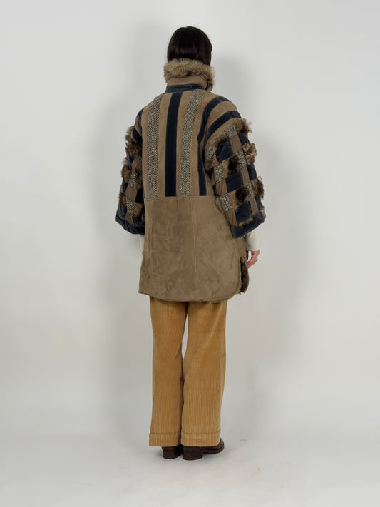 Cappotto anni '70 patchwork in camoscio e pelliccia