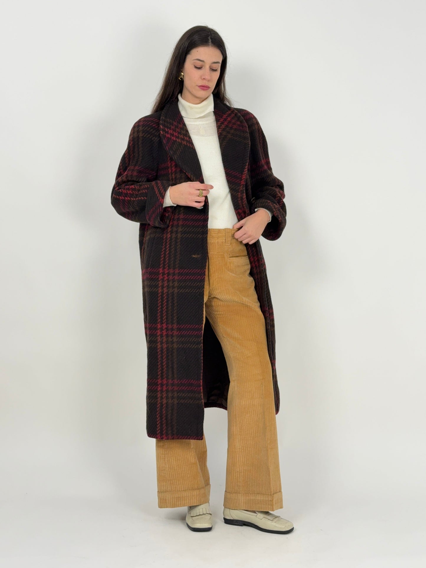 cappotto-lungo-anni-70-in-lana-a-quadri-da-donna