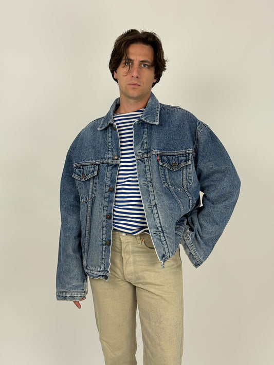 Levi's trucker jacket