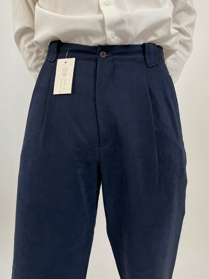 Pantaloni vintage con pence