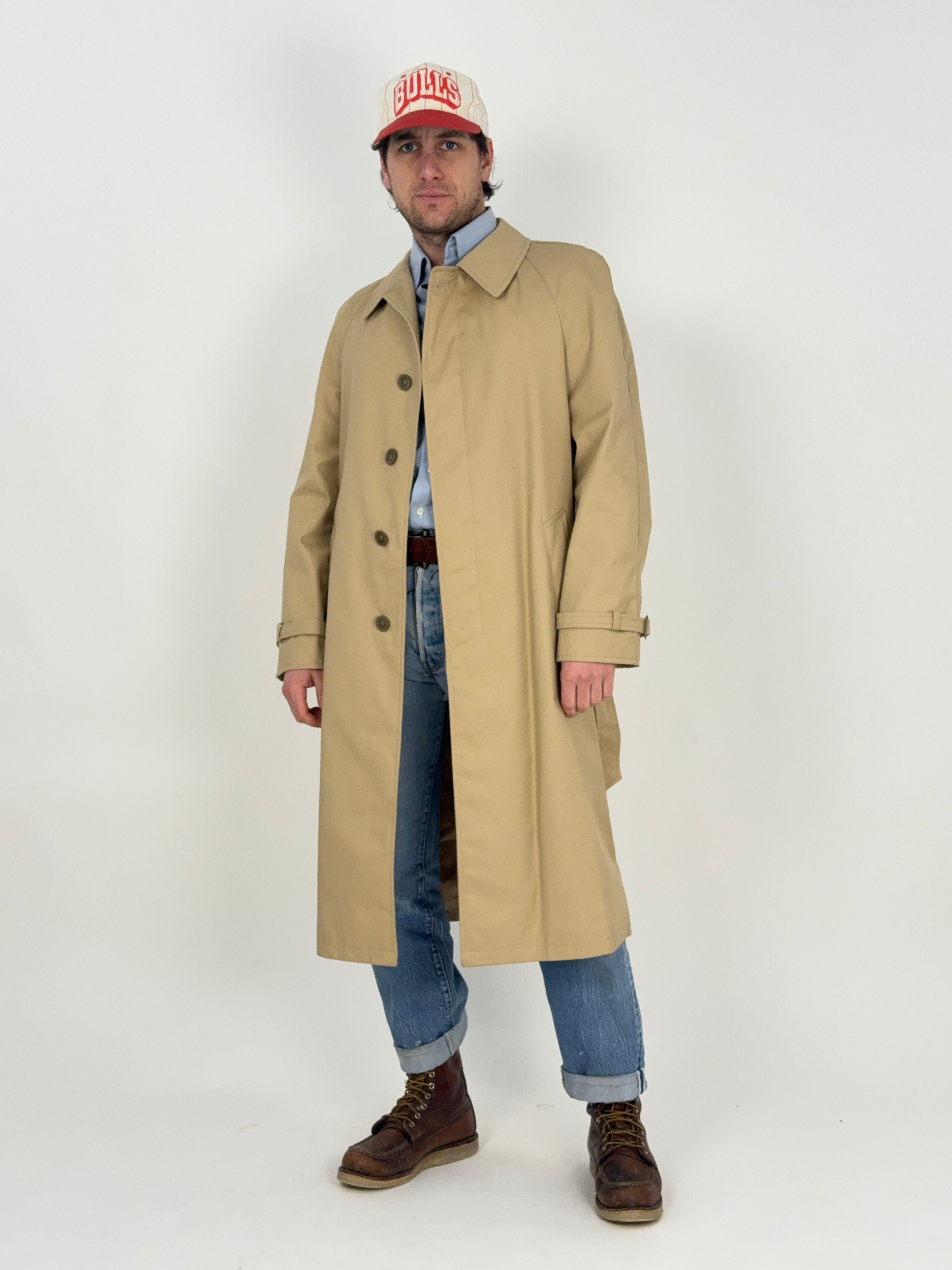 Men's vintage trench coat - Vintage clothing on Fangovintage