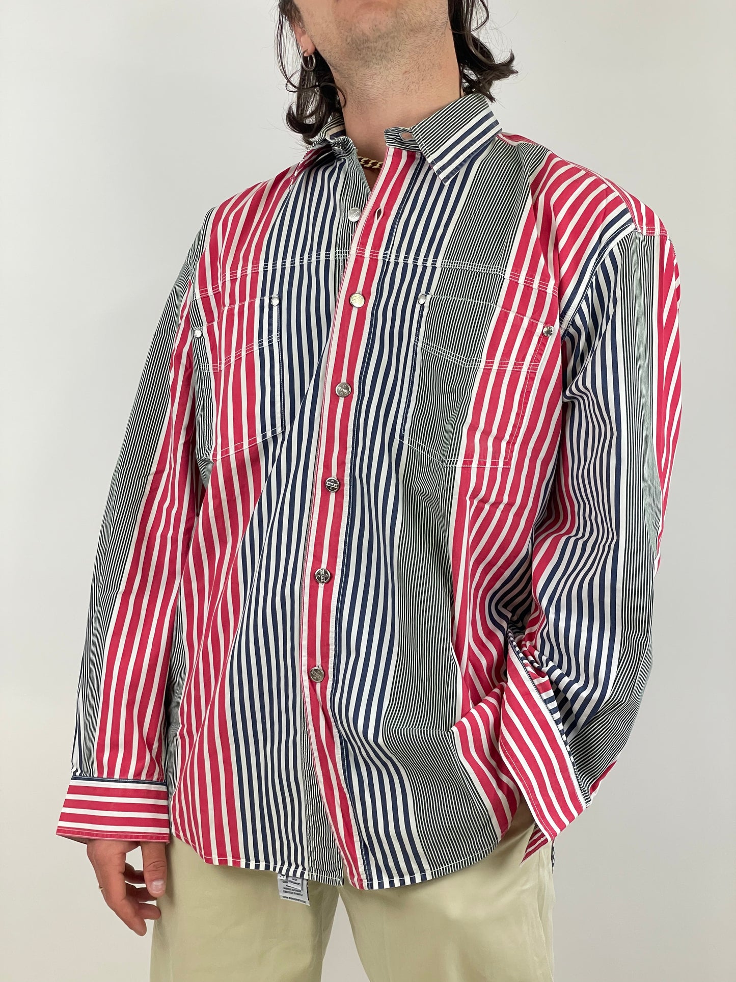 camicia-anni-90-da-uomo-manica-lunga-a-righe-colore-bianco-blu-e-rosso
