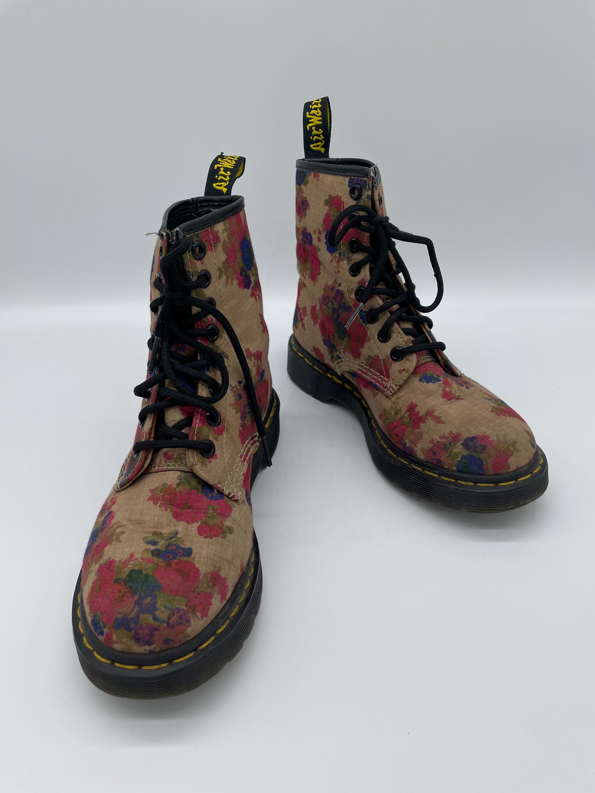 Dr 2025 martens castel