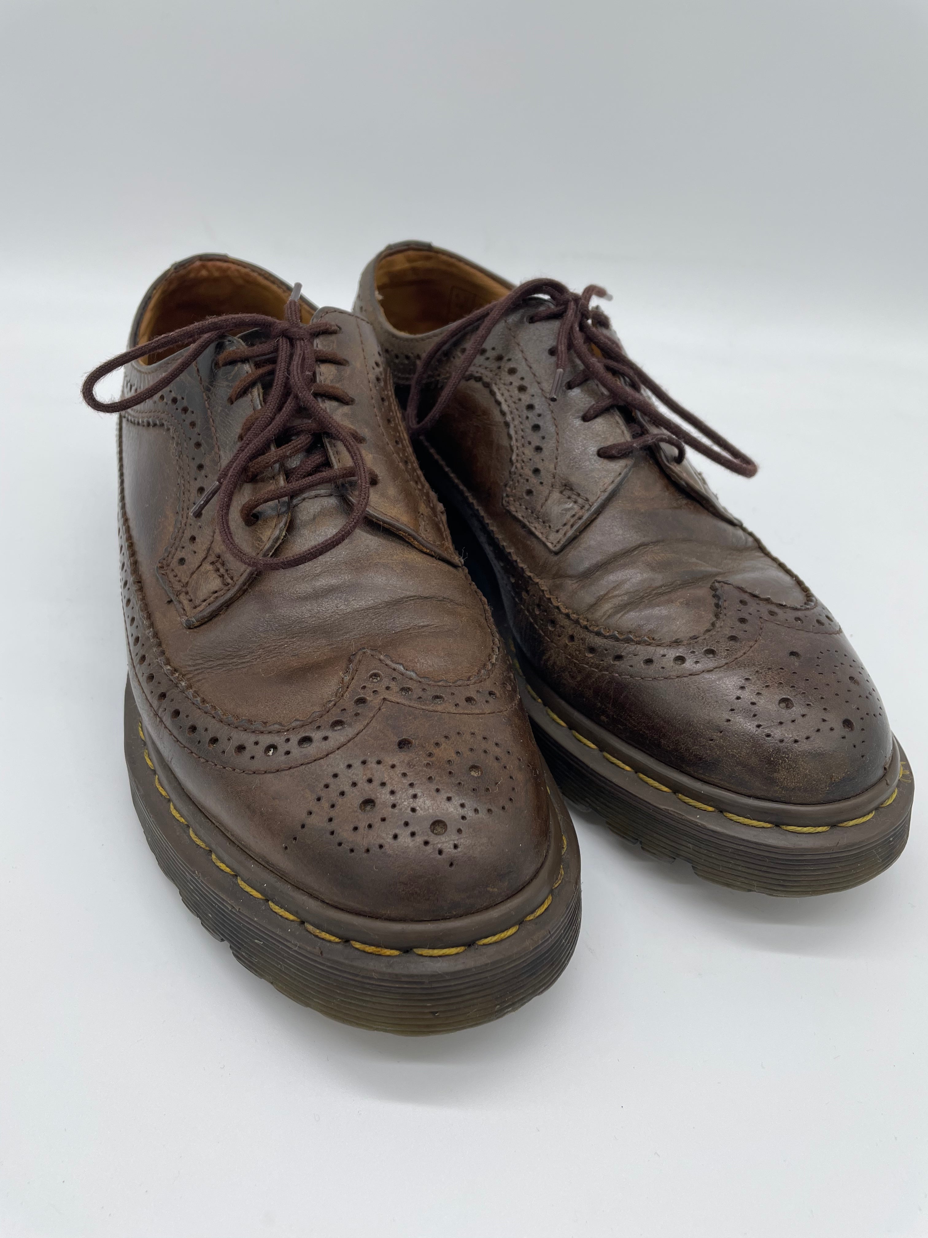 dr-martens-colore-marrone