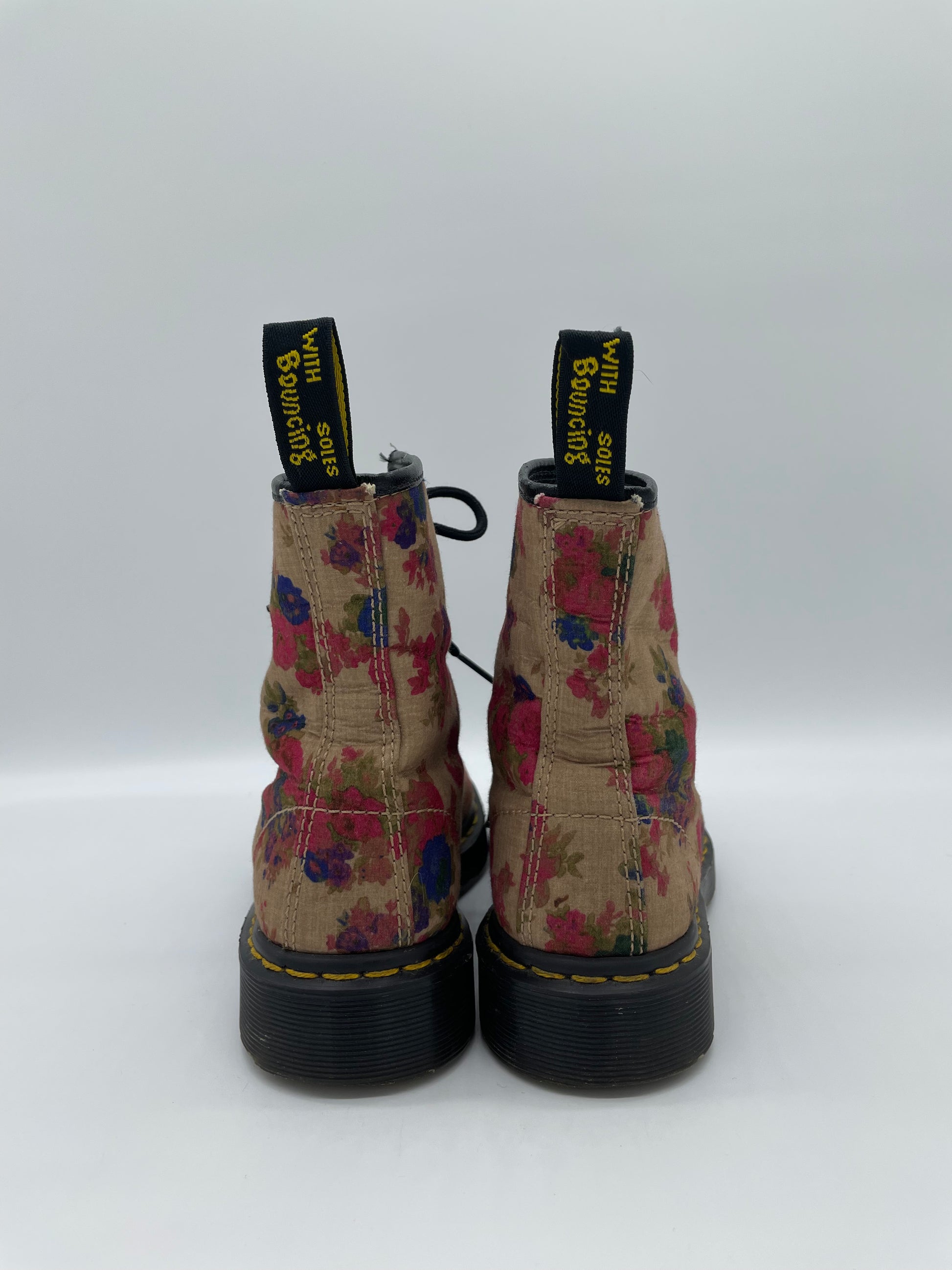 Dr martens castel romano hot sale