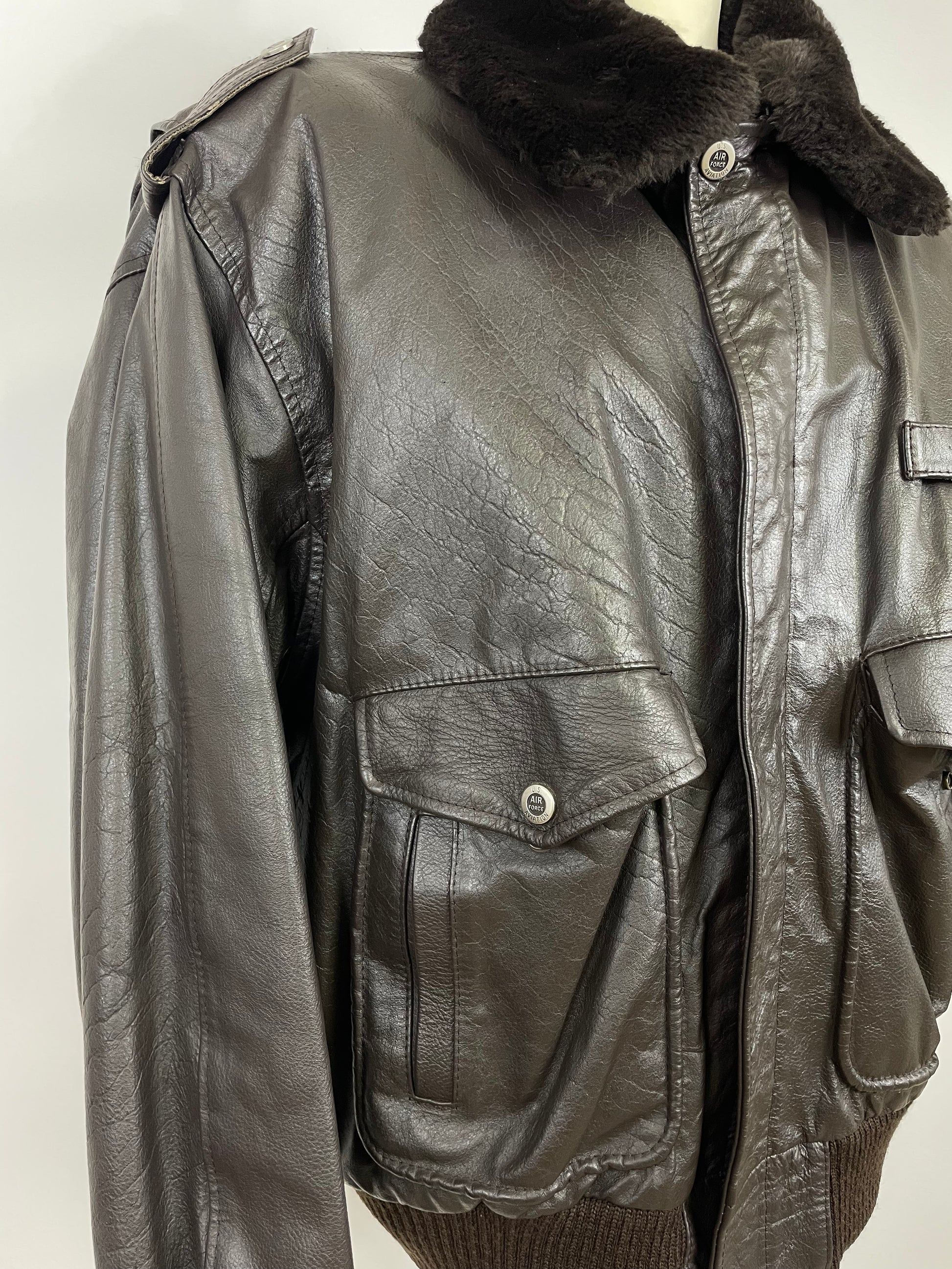 Us air force leather 2025 jacket
