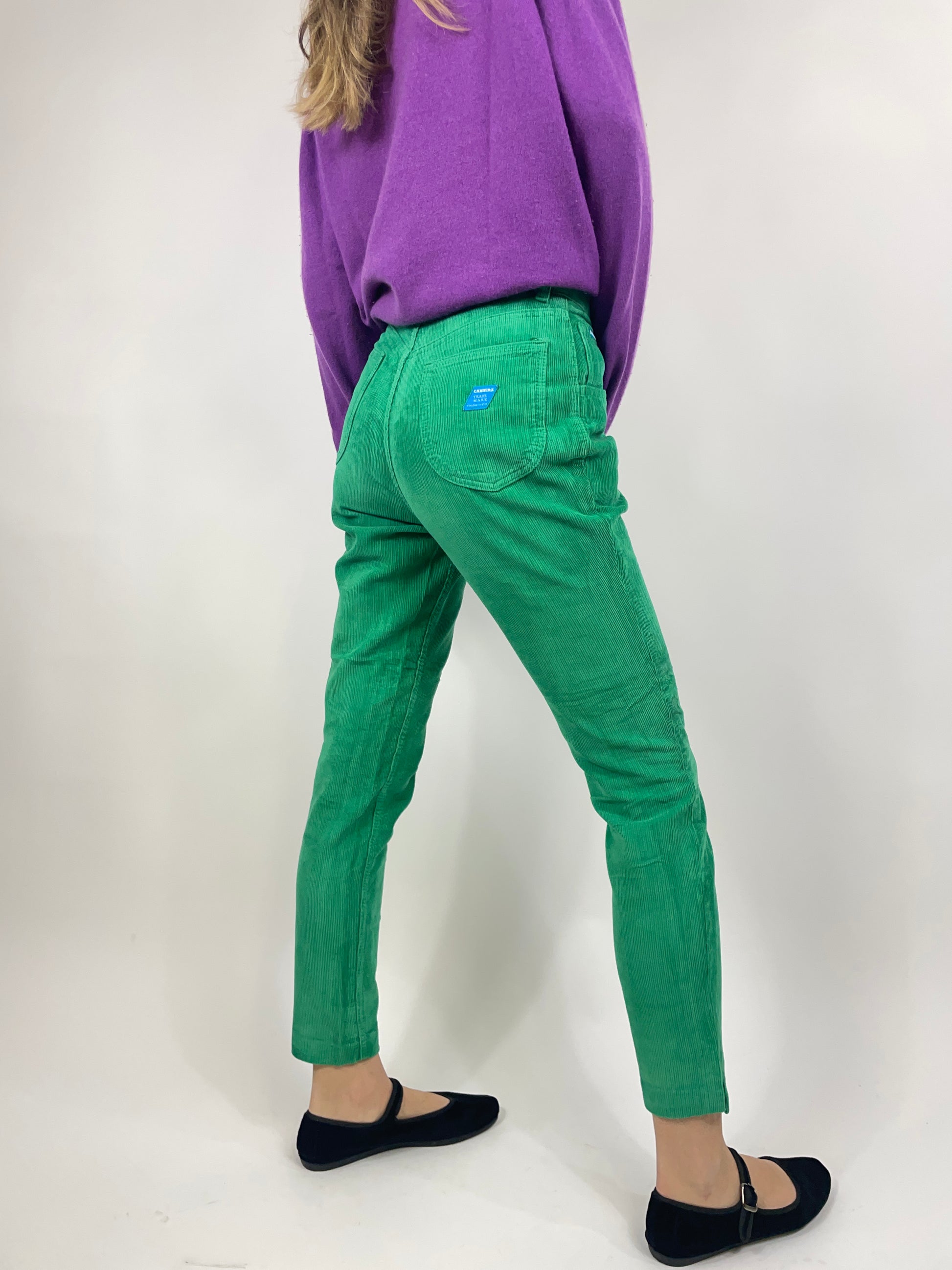 pantalone-carrera-vintage-velluto-millerighe-colore-verde