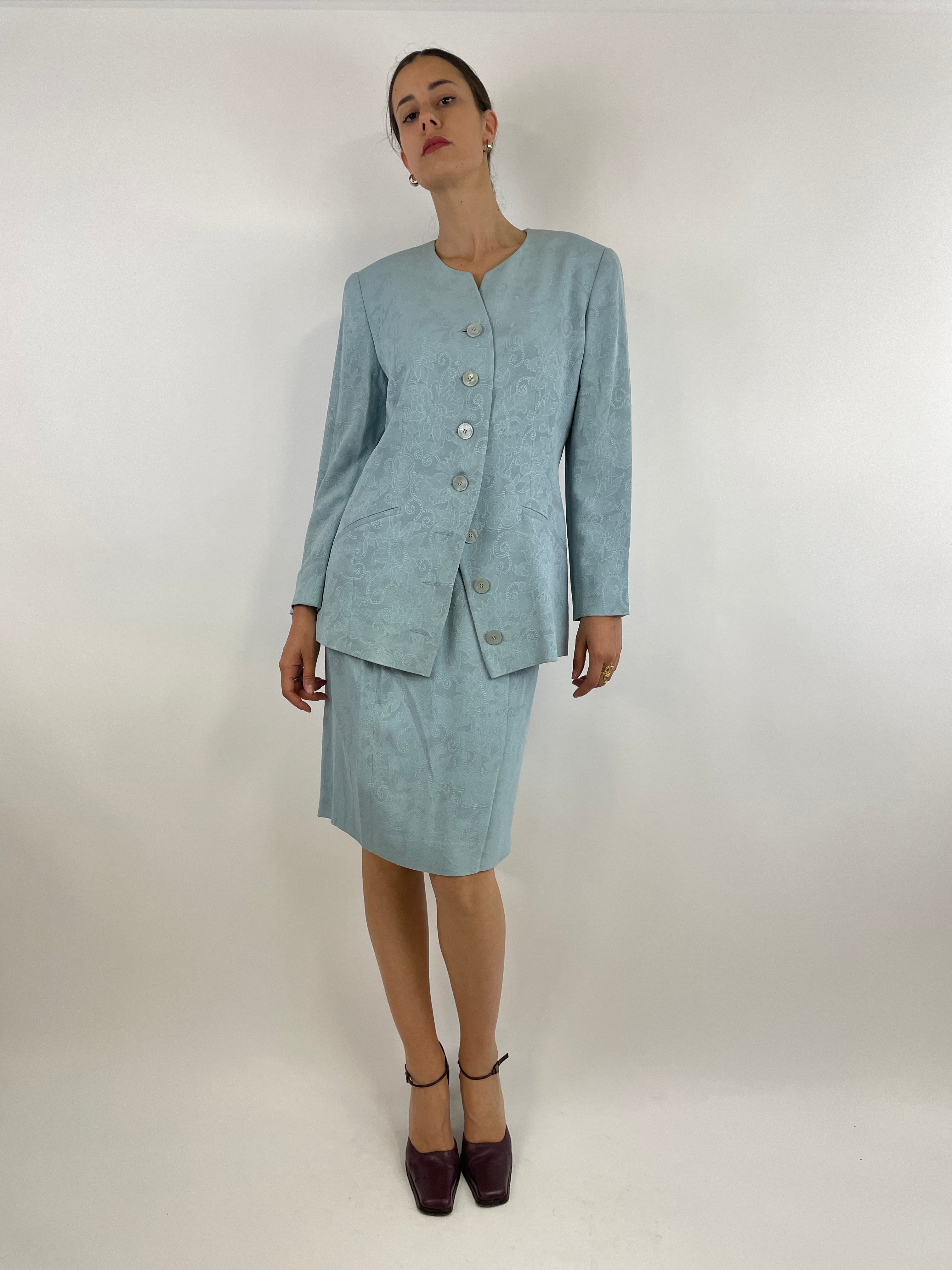 tailleur-anni-90-colore-carta-da-zucchero-giacca-gilet-e-gonna
