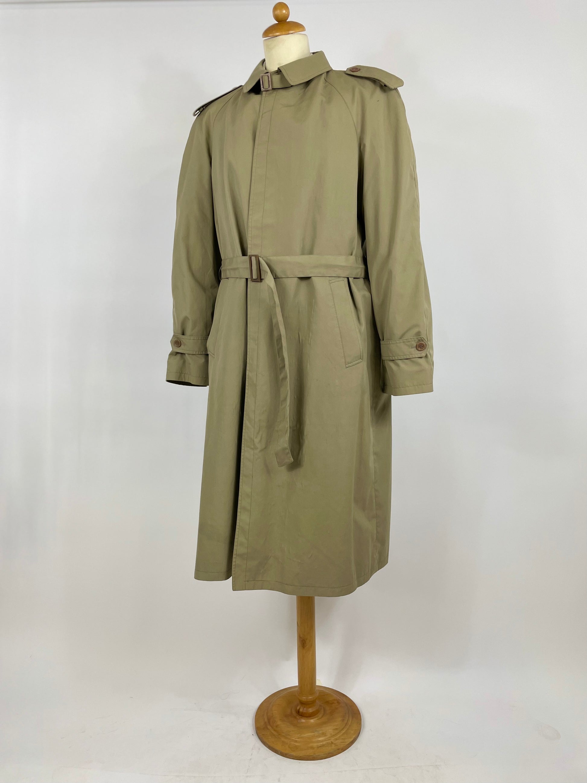 trench-coat-vintage