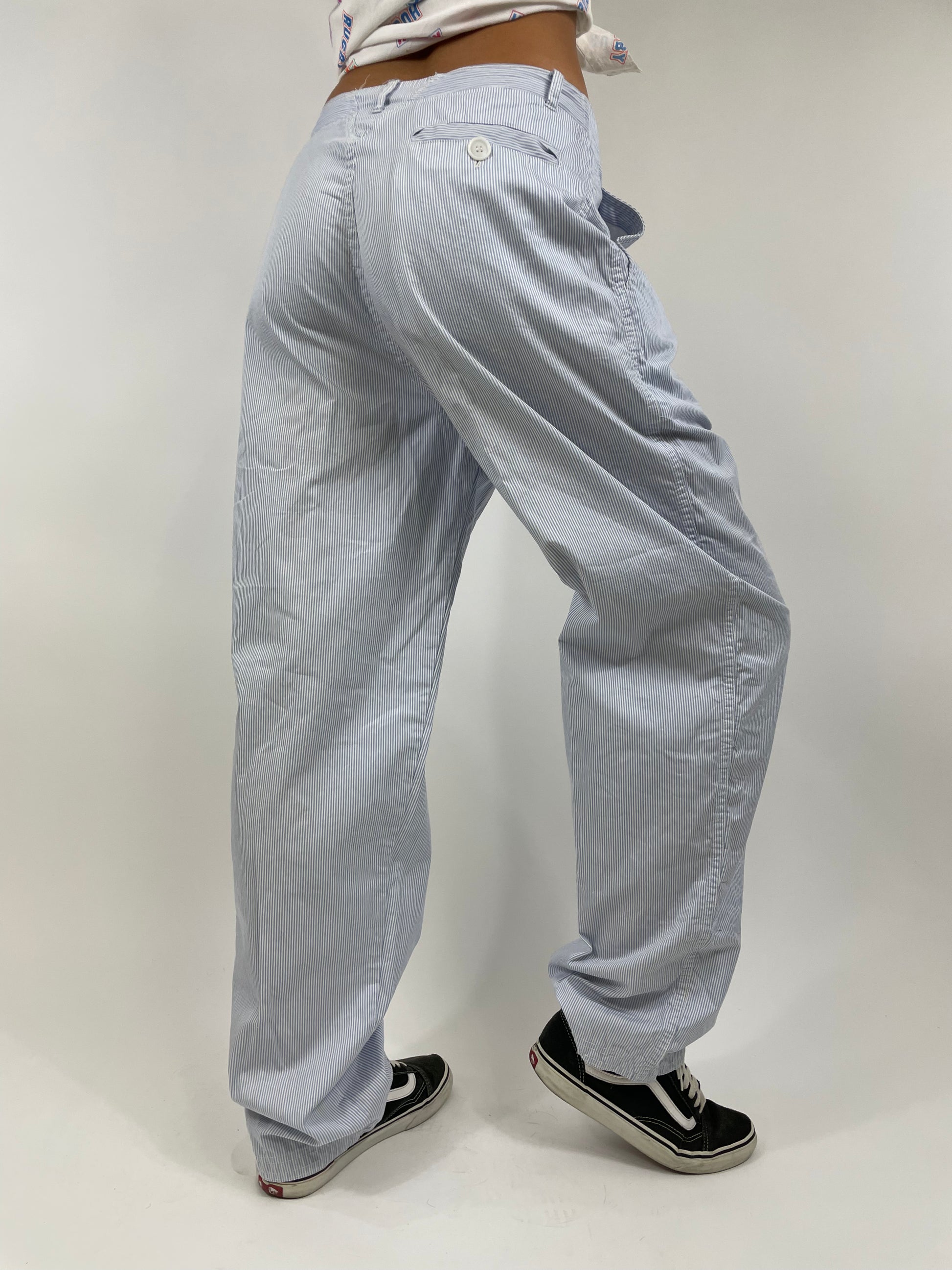 pantaloni-vintage-a-righe-celeste-e-bianco