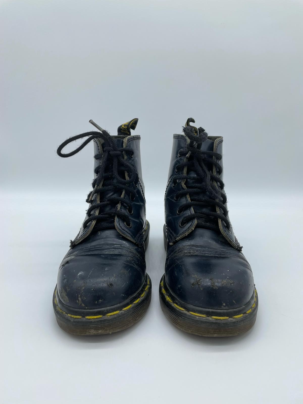 Dr martens 11 hot sale vintage blue