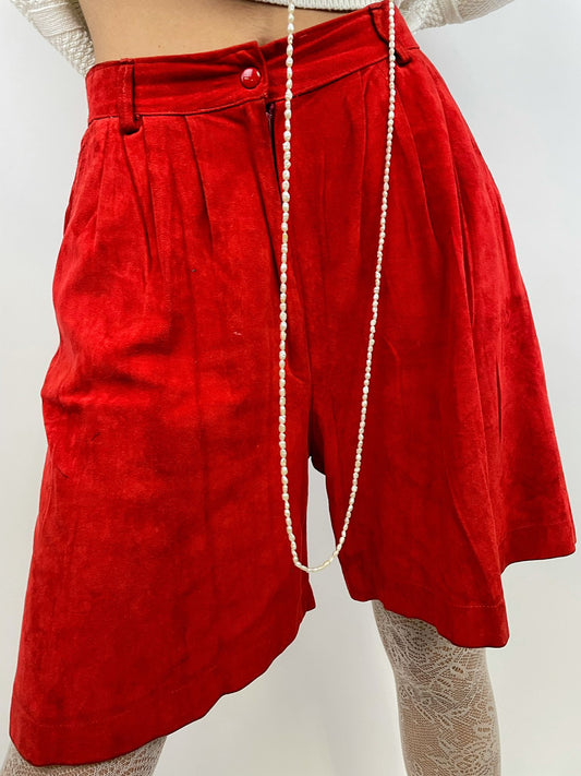 pantaloncino-vera-pelle-anni-70-colore-rosso