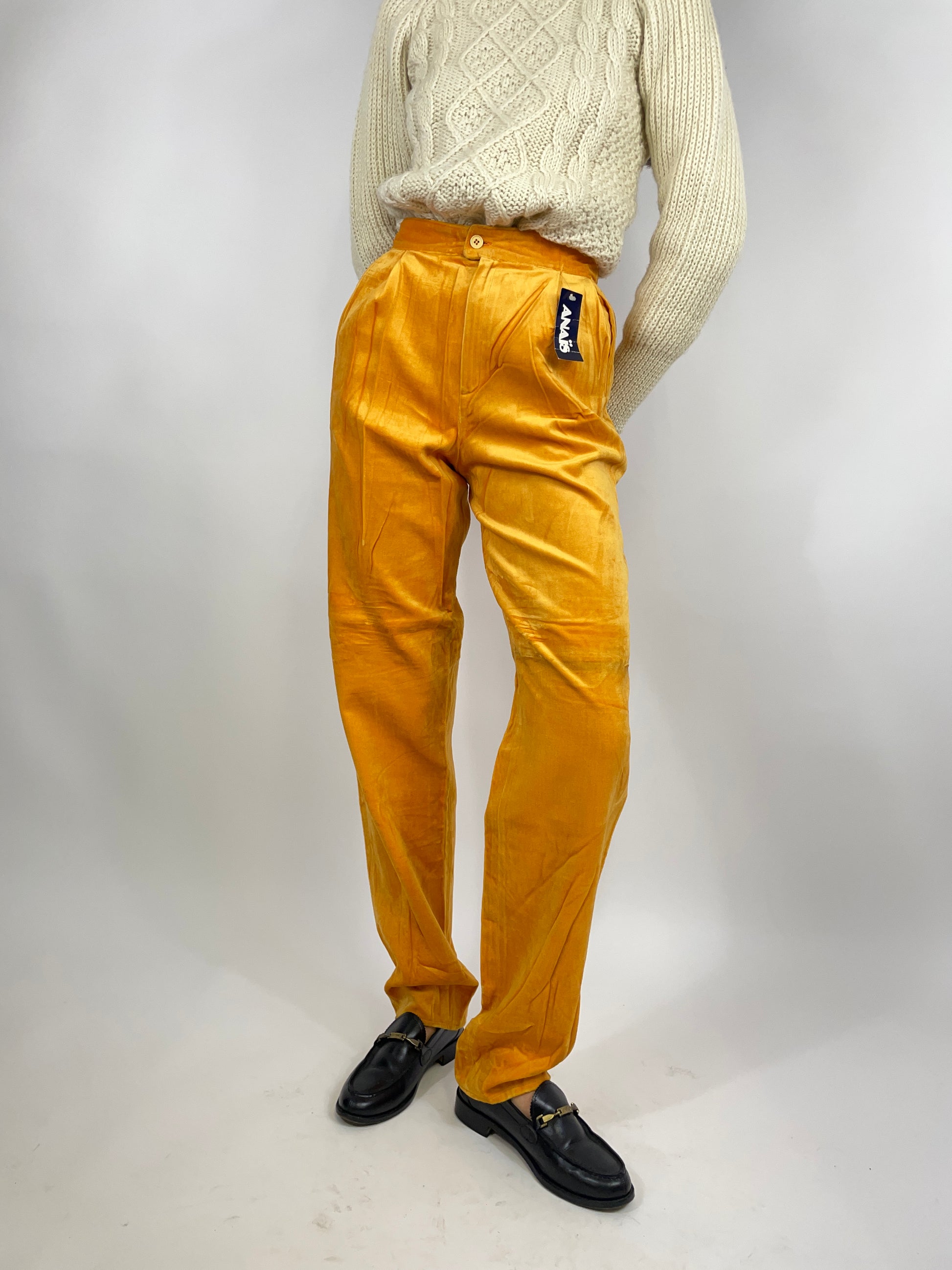 pantalone-anni-80-in-velluto-vita-alta-colore-giallo-da-donna
