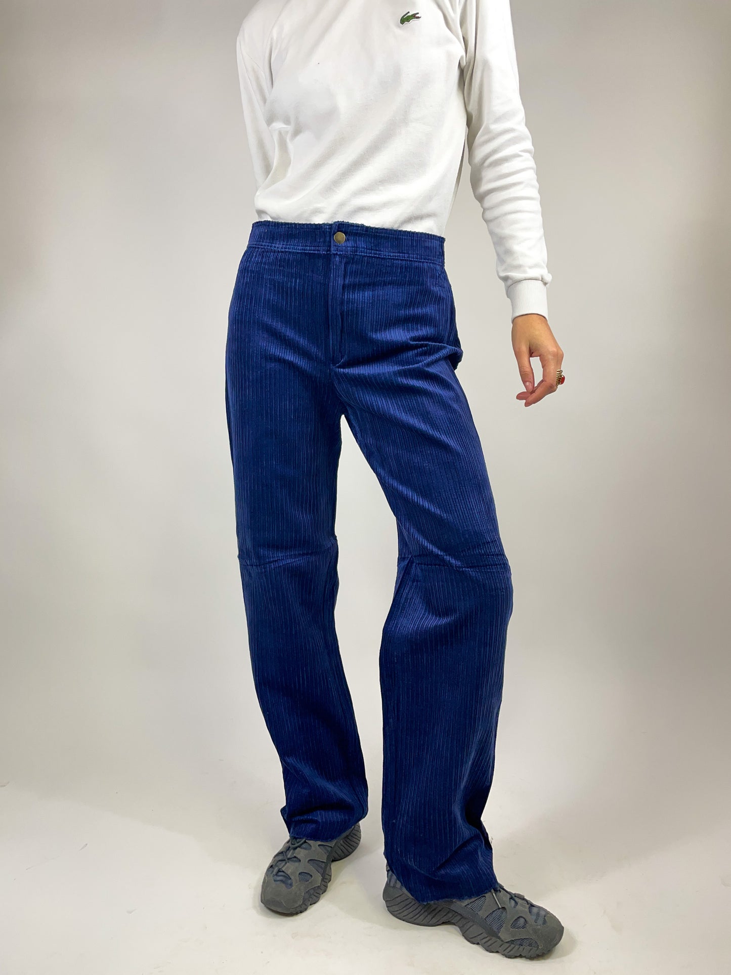 pantalone-colmar-a-coste-in-velluto-colore-blu