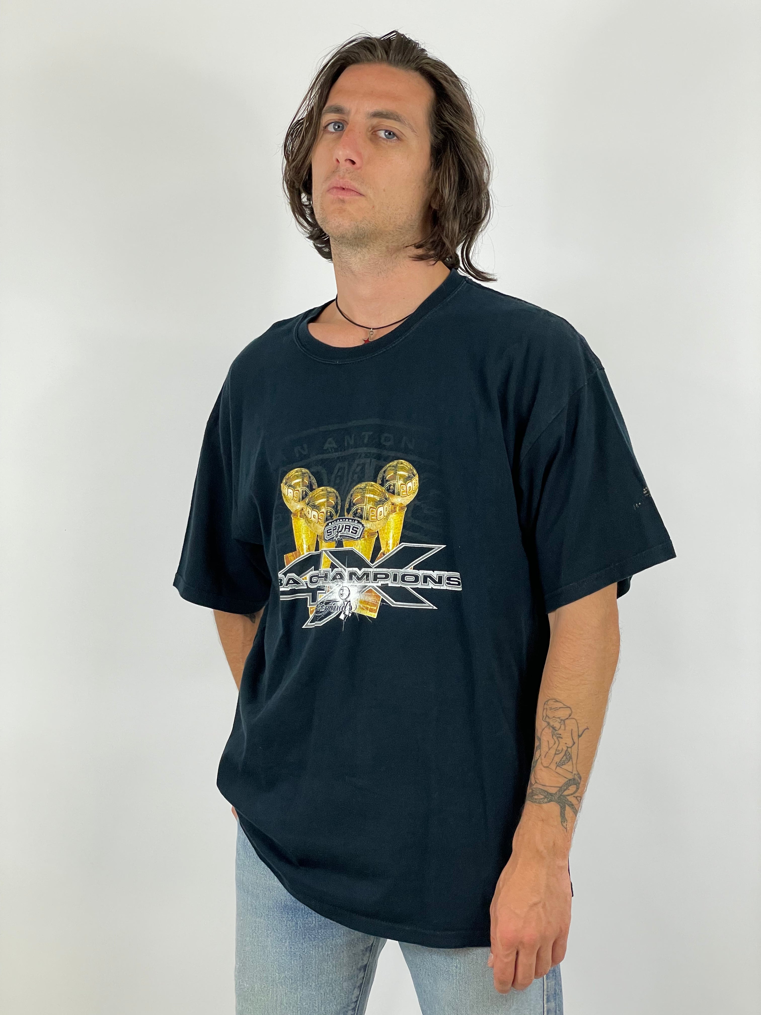 San Antonio Spurs Tee