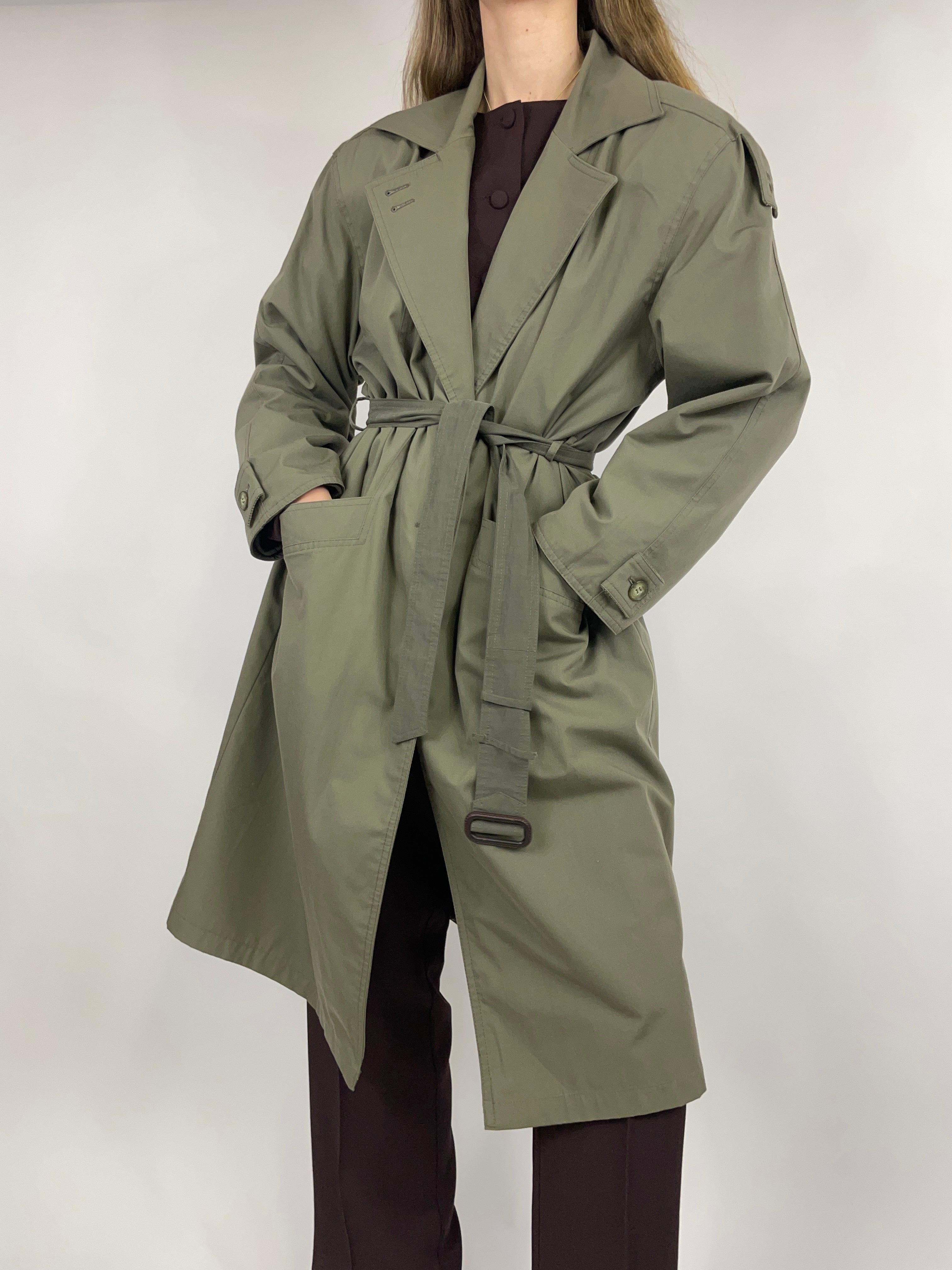 trench-vintage-da-donna-colore-verde-con-cintura-in-vita